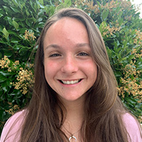 caroline-perry-headshot