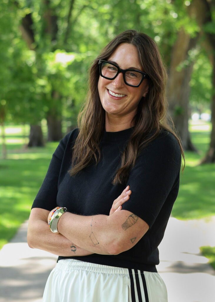 Tess Downer portrait