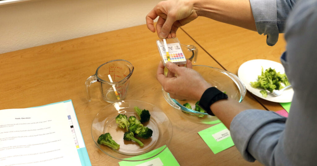 A student measures the pH in broccoli cooked three different ways.